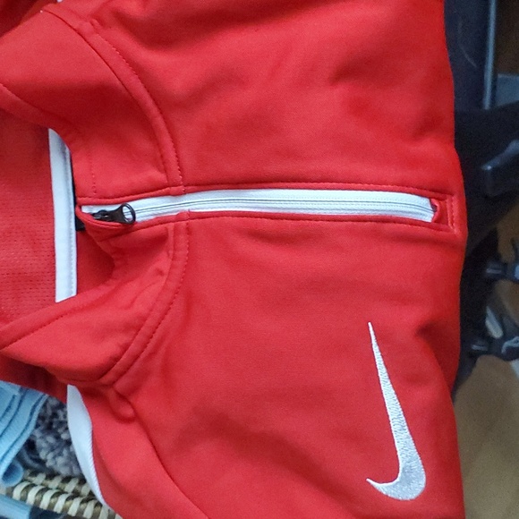 Nike pullover - Picture 1 of 6